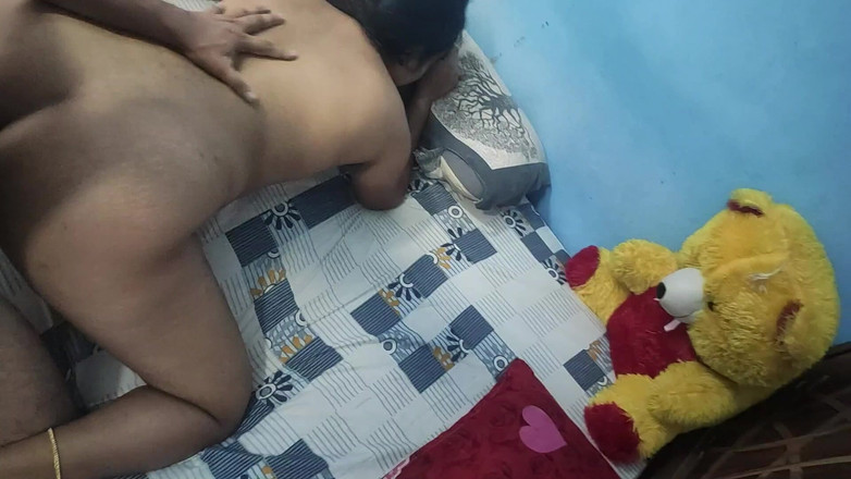 Vaigavarun45: Malayali Couple Vaishnavy and Sharun Raj Hot Sex