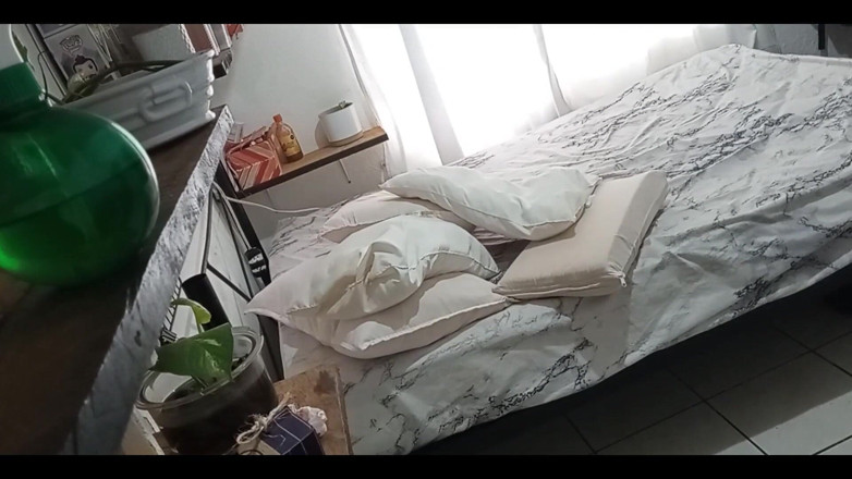 Karmicoxv: Mature MILF Cleaning Her Room 1