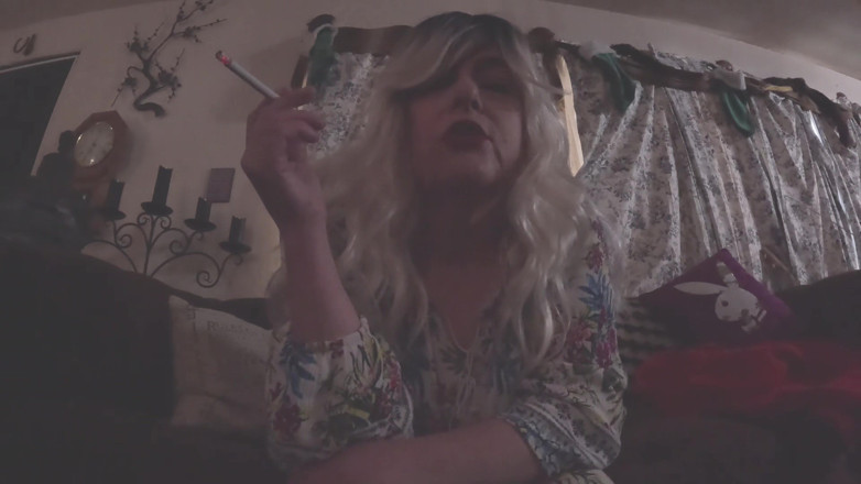 Homesteadmama: Cheryl's Smoke Break Thinking About Your Cock