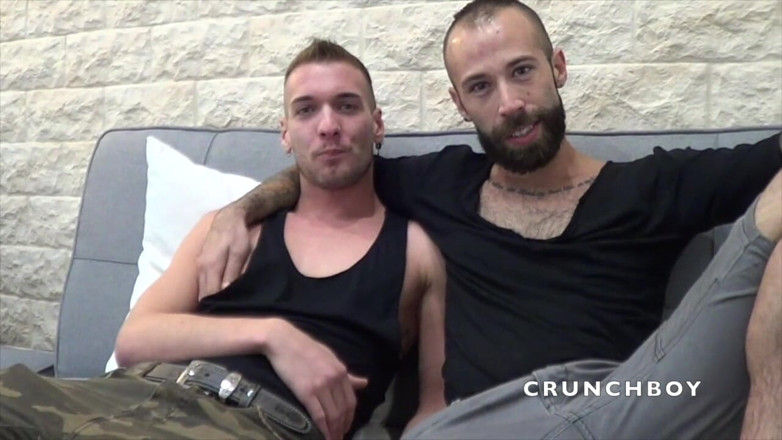 Raw French Bad boys: Perverso usado cru por Angel Garcia
