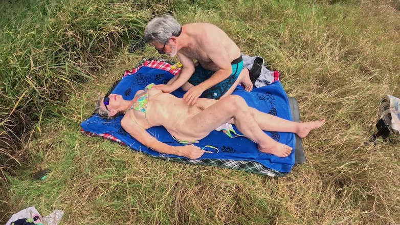 FromThisNight: Một bộ phim nhại về đào tạo về subreddits