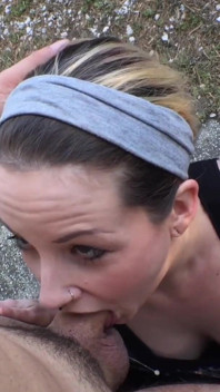 Blowjob mit Gasse