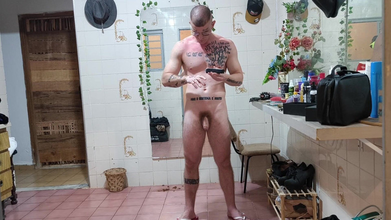 carmonaoficial: Shaving Armpits and Arms
