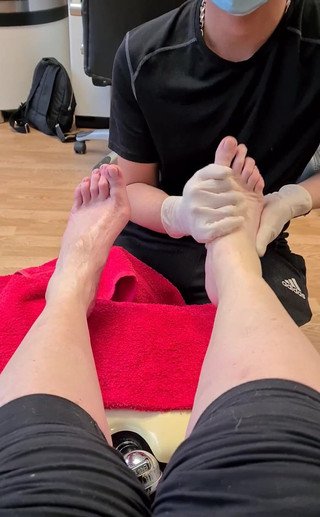 Uk Joolz: Heta stenar och fuktkräm för mina fötter och ben