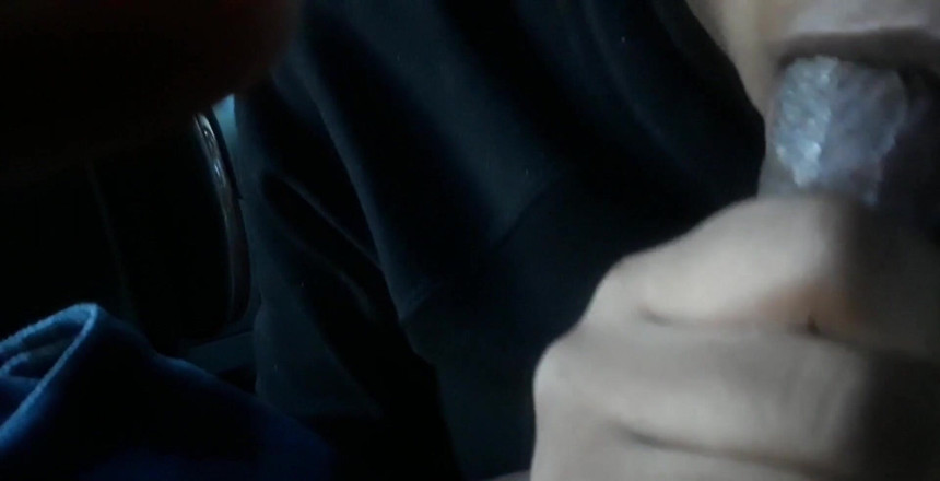 Jenko: Mulut basah cewek bibir besar y o u n g...