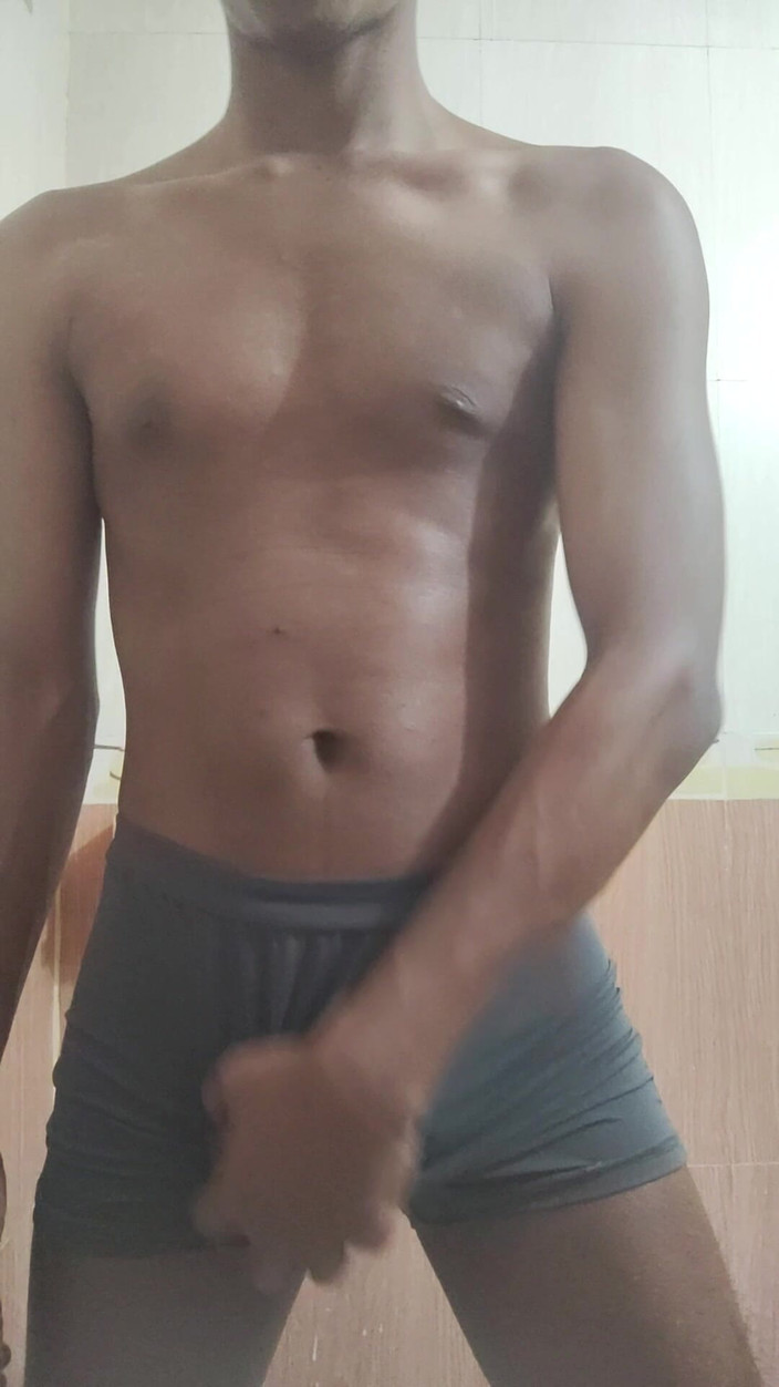 asa: このホットな男の子を刺激するチンポの詰め込み