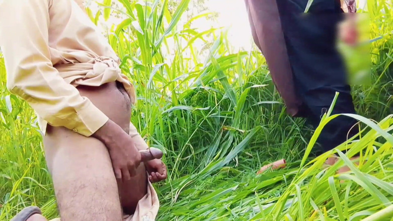 Abida sexy: Mẹ kế Indiana E Figliastro Kheton Mein Choda Bahut Maja...
