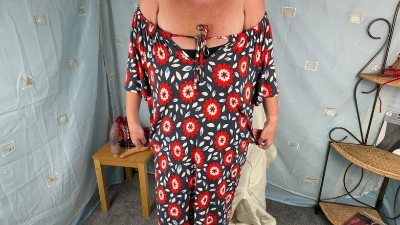 Aunty Sandra vintage girdle queen: Aunty Sandra in an Amazing Piece of Shape Wear Vgq72