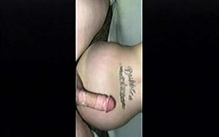 Ldnlt: J’adore les petites dans une grosse