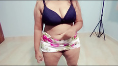 Indian Disha: Desi indische stiefschwester verführt stiefbruder in live-cam