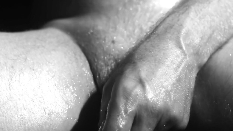 Kane Santiago: 油腻手淫和射精特写