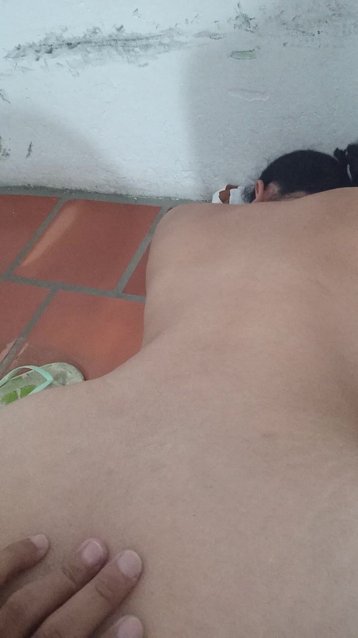 Valkyrie and Luigy Couple: Mangia come un cane