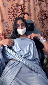 Crossdresser Jerk off in Saree