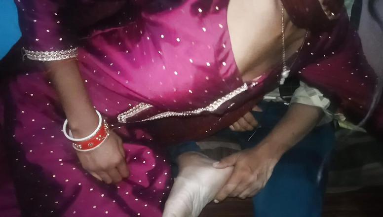 Truefuker: デジ・ティナは今日初めて義理の弟にセックスの仕方を教えました