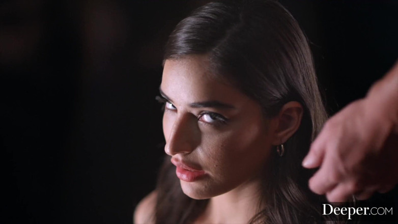 Deeper: Hlubší. Deepest DP fantazie Emily Willis se naplní