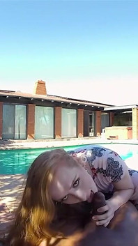 Em primeiro plano: Shiri Allwood cavalga novamente!