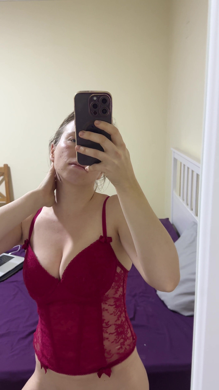 SweetLucy96: संचिका सुनहरे बालों वाली उंगलियां खुद