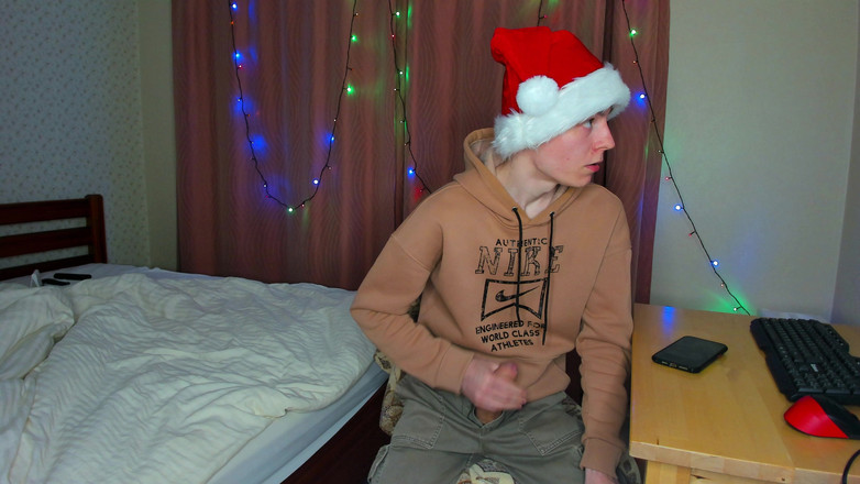 Morflot24: 大学 twink 在漫长的一天后抚摸巨大的鸡巴