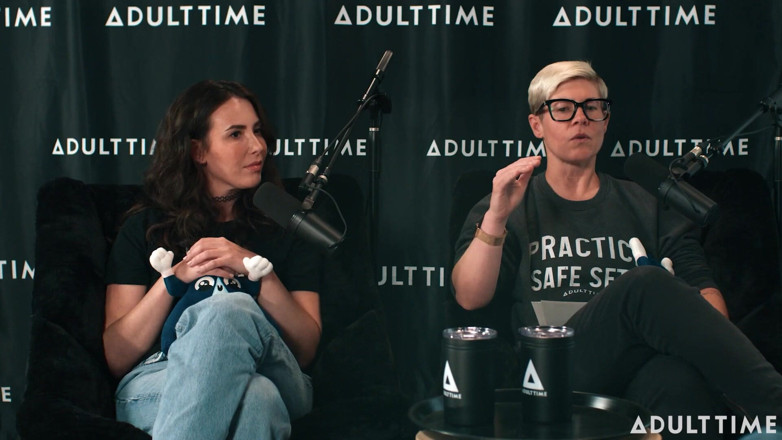 Adult Time Podcast: アリソン・レイ&amp;ケイシー・カルバート ボディカウント、スラット・エラス、テイラー・スウィフト |アダルトタイム・ポッドキャスト