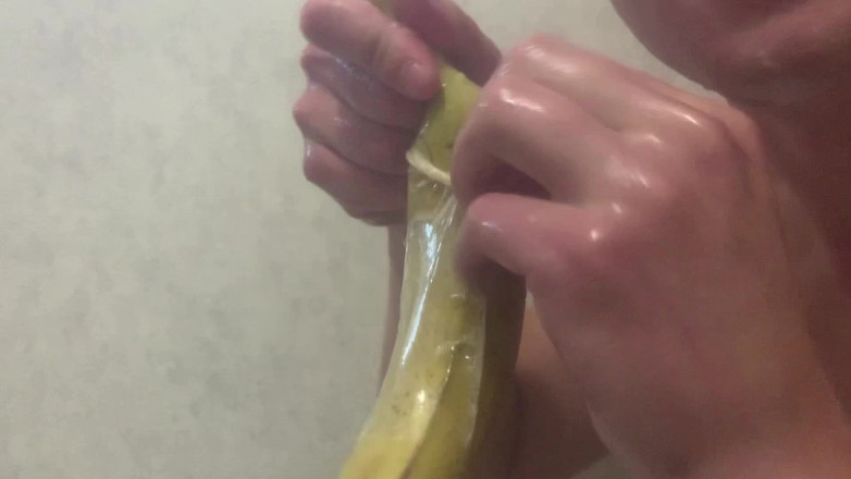 Throateman: Muz ve süt ile çok edepsiz bir gırtlak egzersizi. Herkes için...