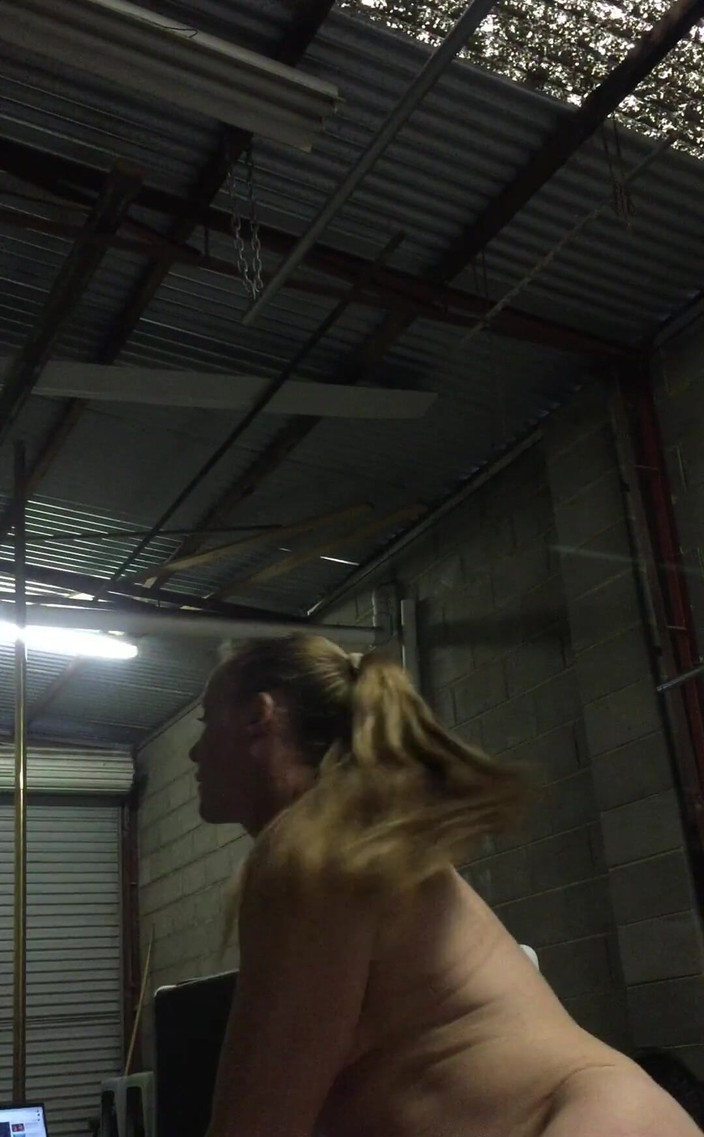 Michellexm: Nahé cvičení - část 11