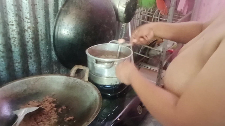 Citra: Spogliare la suocera chi cucina
