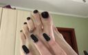 Bad ass bitch: Toes e Toe Rings Close up (60 Fps)