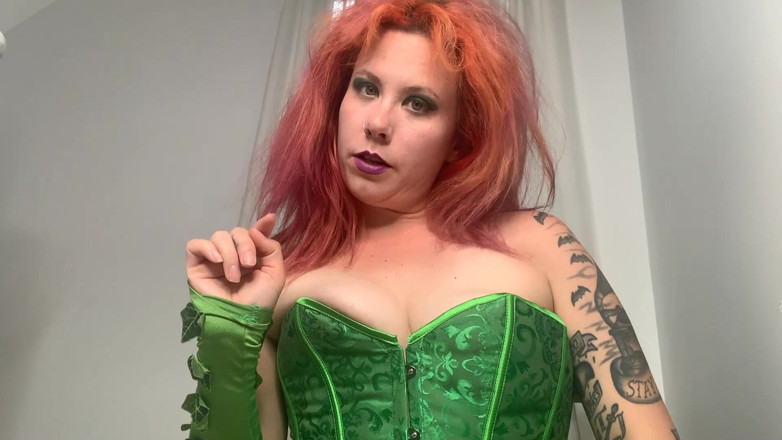 Deanna deadly: Poison Ivy Catches POV Robin Teases and Ends Him with...