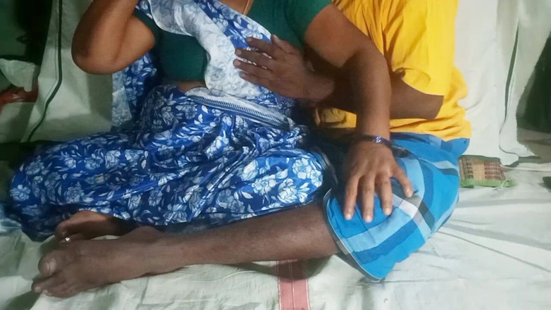 Desi Sathiya: Indiana fofa esposa marido curte momento romântico