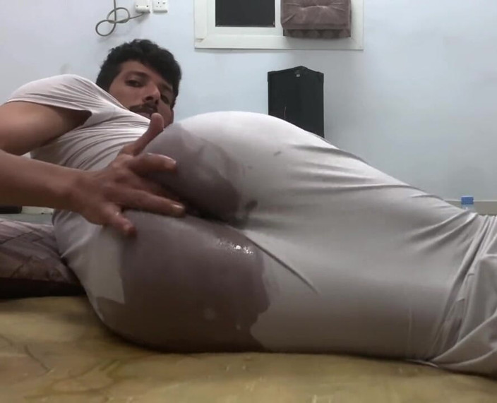 VerticalArgument4: Tight Dress