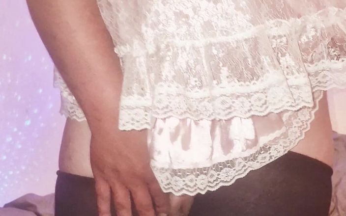 Tinychubman: Gái phục tùng cu nhỏ gợi cảm