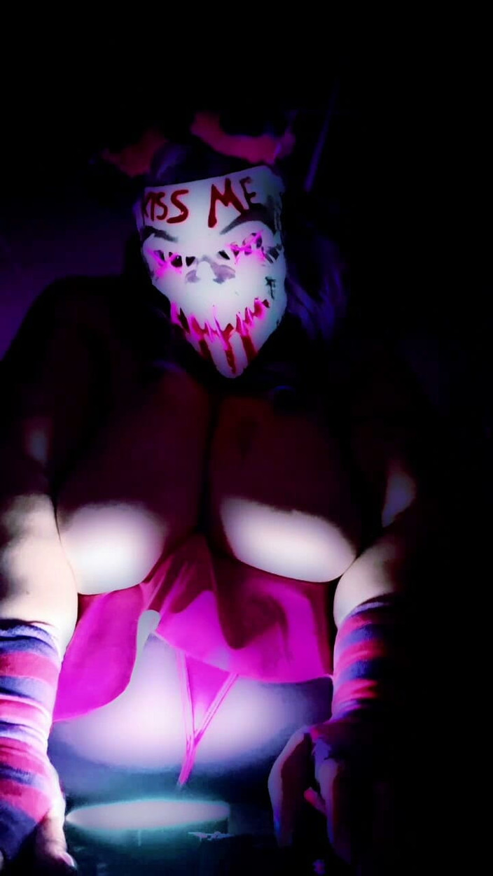 LustyPeachesofSin: Psychopath
