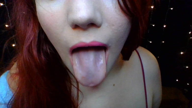Scarlet Vixen: Zunge- und Hals-fetisch - offen halten