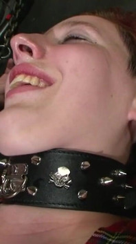 Ponížené bondage sexuální hračky