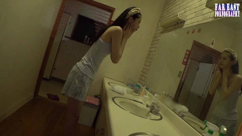 Far East pornography: Elegante gulp-nacht mit einer sehnsüchtigen alleinerziehenden mutter, die warme Essenz...