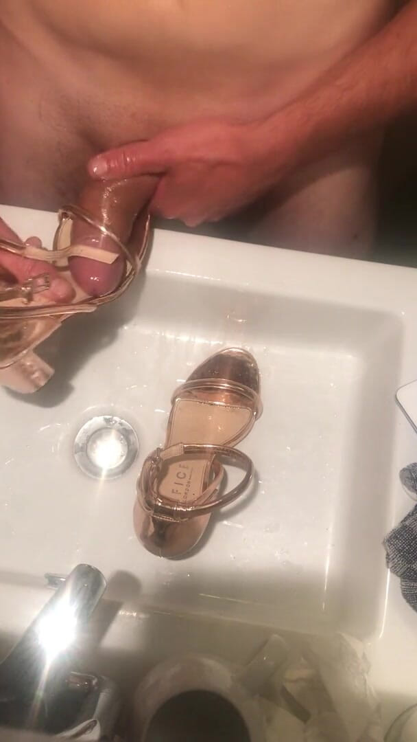 Jesper: Hot heels
