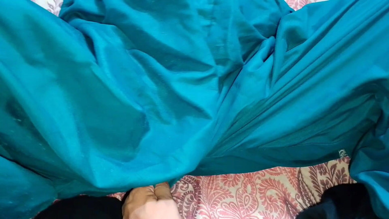 QueenbeautyQB: Video bokep istri sange dientot habis-habisan sama suaminya