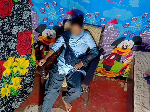 Desi College Teen Girl Sex for Reward (Rakul 008)