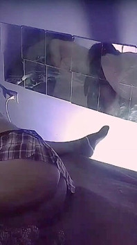 Îmi place sexul discret în camera mea