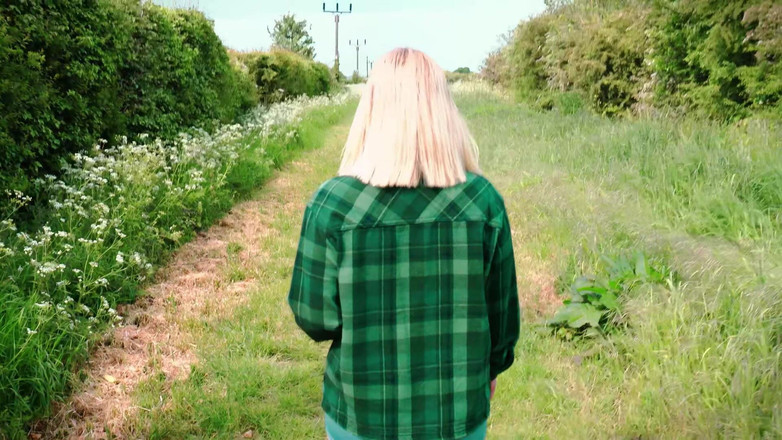 JessieHH: 我甚至不能在不受到骚扰的情况下散步