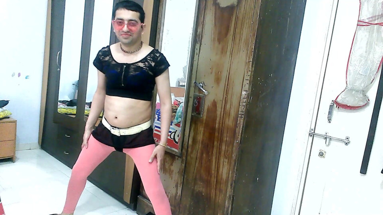 Cute & Nude Crossdresser: Söt sissy crossdresser femboy Sweet Lollipop i en söt liten...