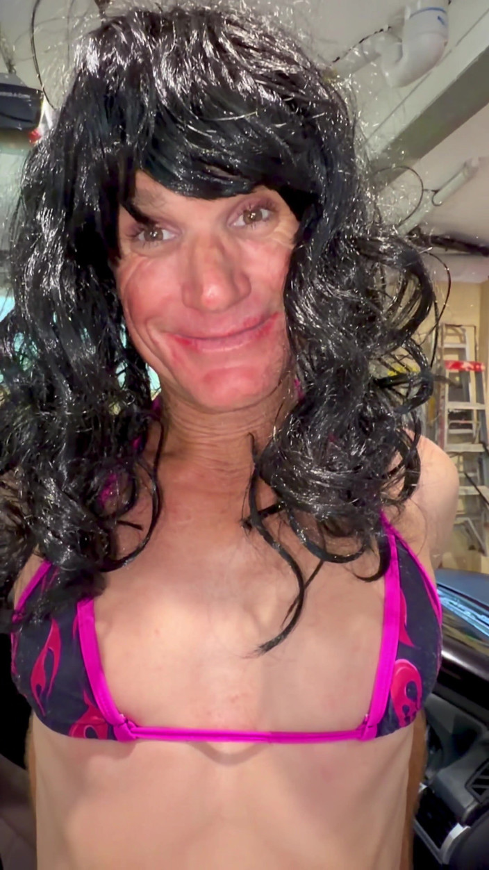 SexyT4u: Plimbare, expunându-se