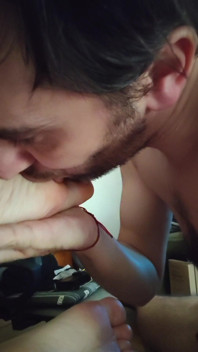 Kissing Friends Feet