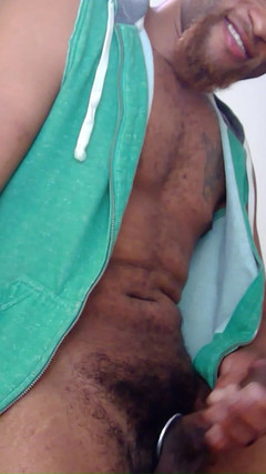 Kennie Jai: в моей зеленой жилетке для друга