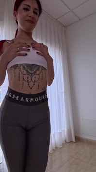 Shana Grimoire X Solougo, tachinare de sală cu colanți strâmți, ziua 4