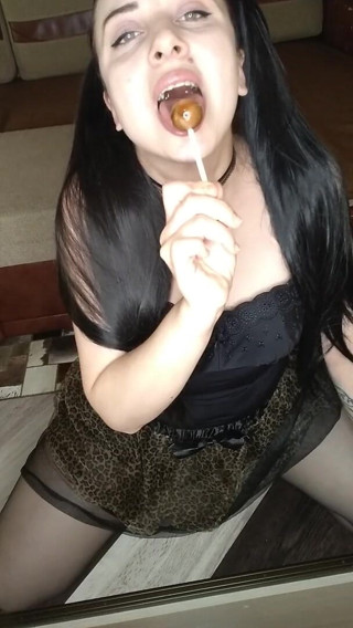 PhoenixxxWorld: Snažte se nestříkat