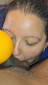 Selvagem inglesa gordinha chupando bbc nata4sex bolas acariciando seu pau com toranja