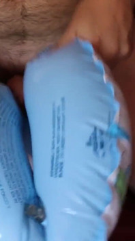 水泳リング遊び