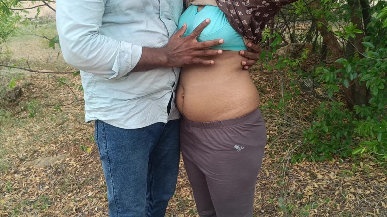 Inba: Esposa infiel al aire libre caliente chupar