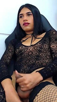 Losing Myself in Pleasure with Two Trans Girls and a World of Sensations